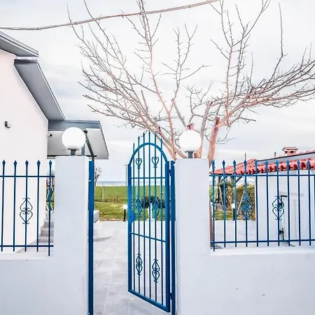 Σπίτι διακοπών Beach House Nea Kallikrateia